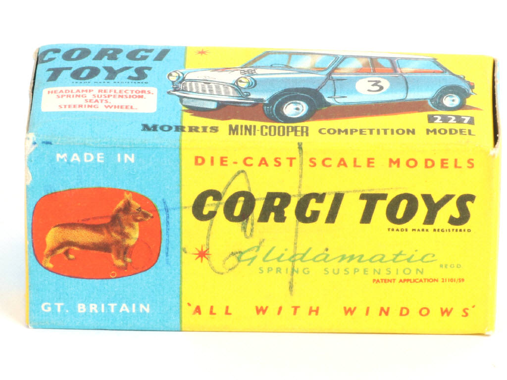 Lot 158 - CORGI TOYS (GB) (1)