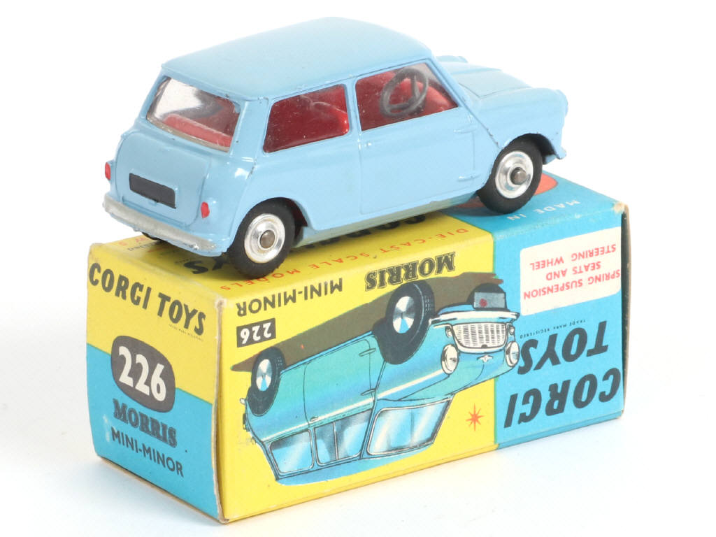 Lot 156 - CORGI TOYS (GB) (1)