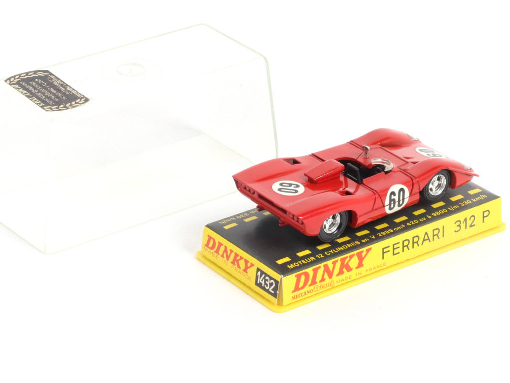 Lot 295 - DINKY TOYS (FRANCE) (1)
