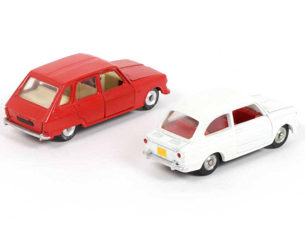 Lot 323 - DINKY TOYS (FRANCE) (2)