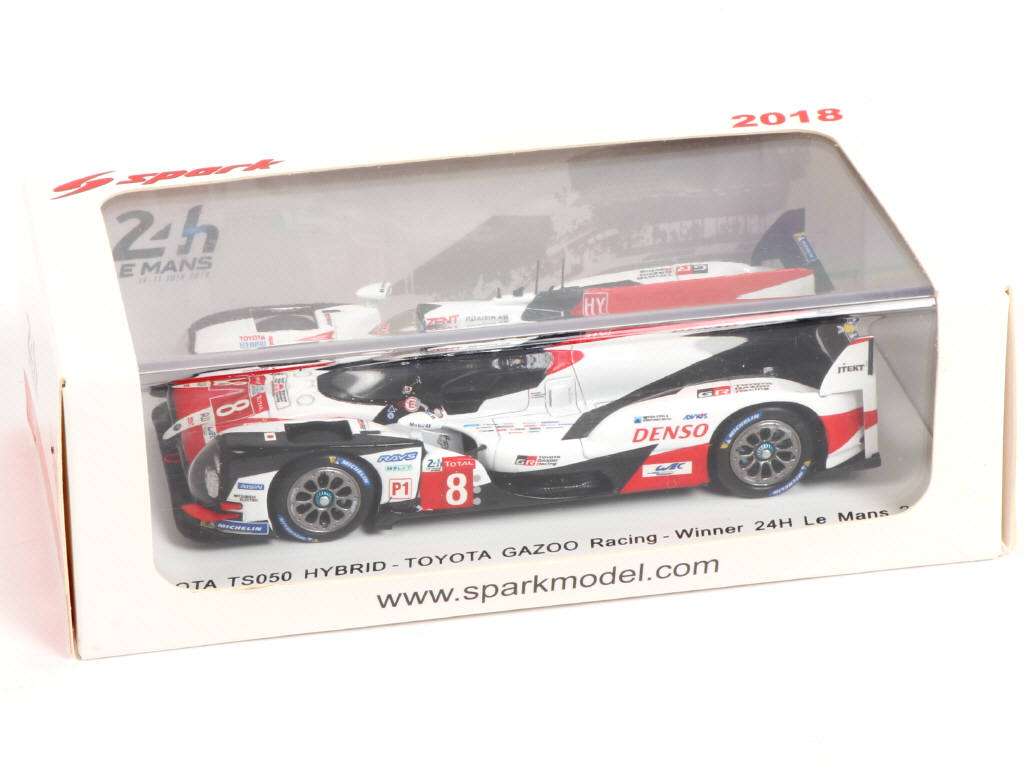 Lot 63 - SPARK (MACAU) (1)