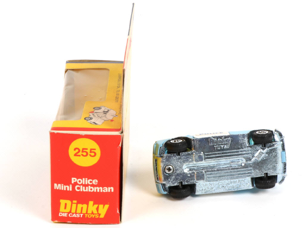 Lot 360 - DINKY TOYS (GB) (1)