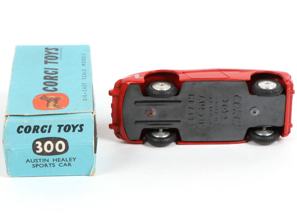 Lot 127 - CORGI TOYS (GB) (1)