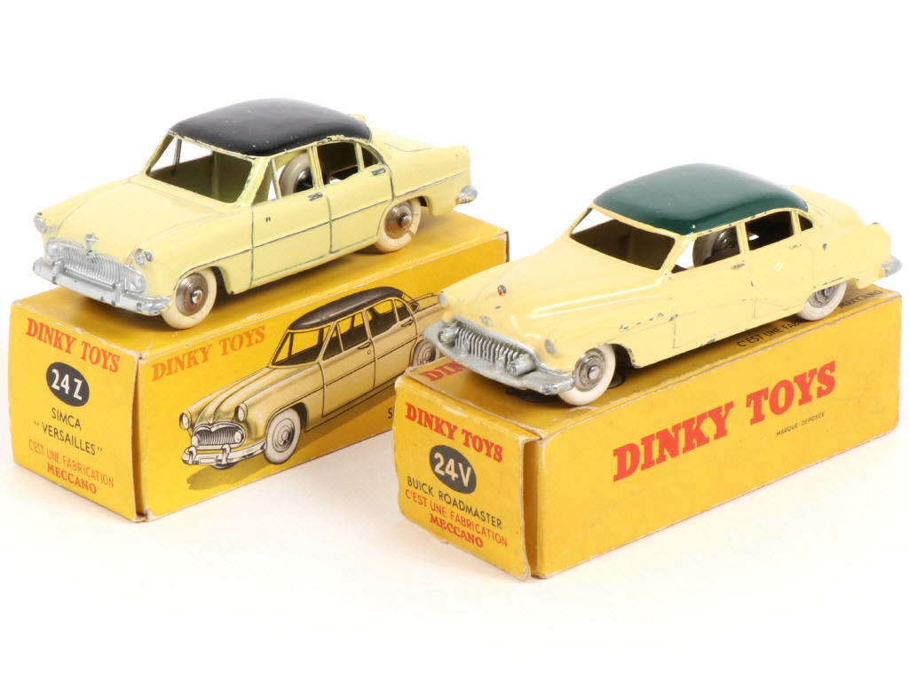 Lot 302 - DINKY TOYS (FRANCE) (2)