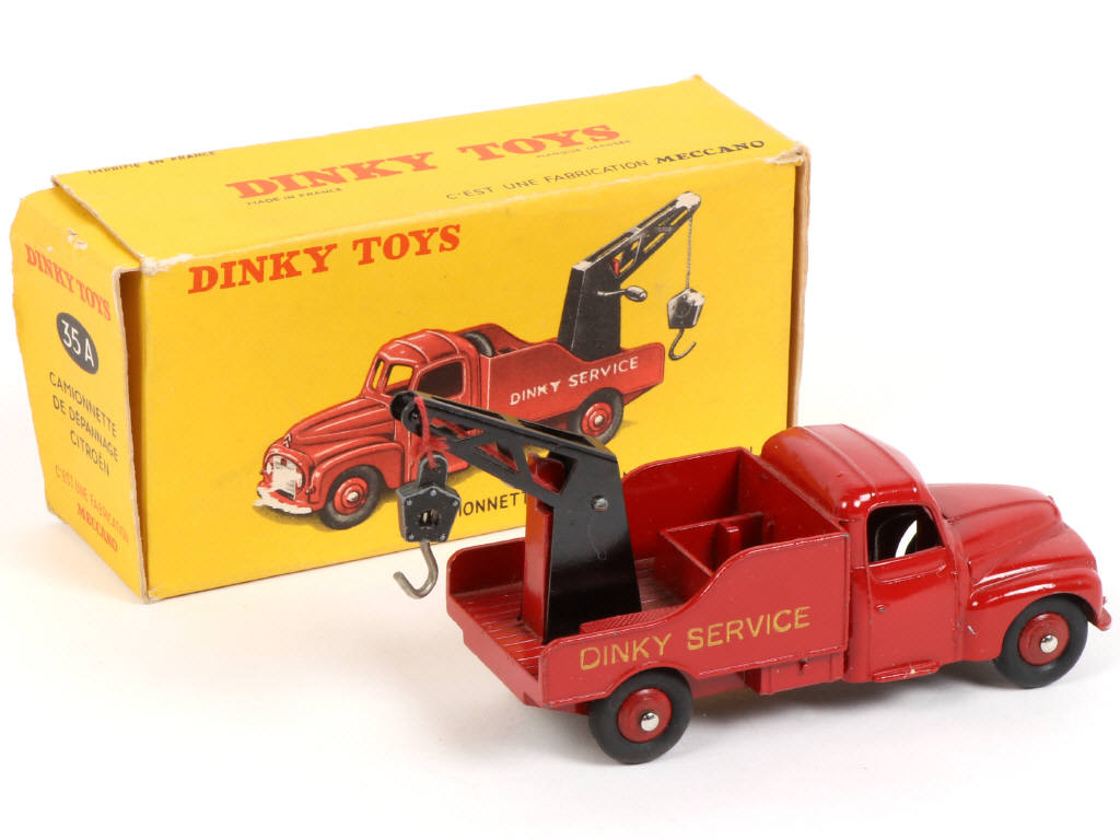 Lot 281 - DINKY TOYS (FRANCE) (1)