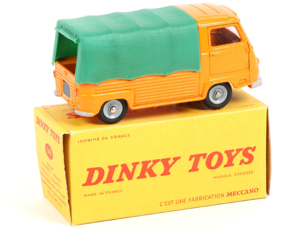 Lot 290 - DINKY TOYS (FRANCE) (1)