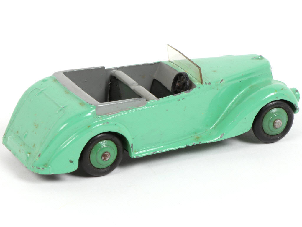 Lot 340 - DINKY TOYS (GB) (1)