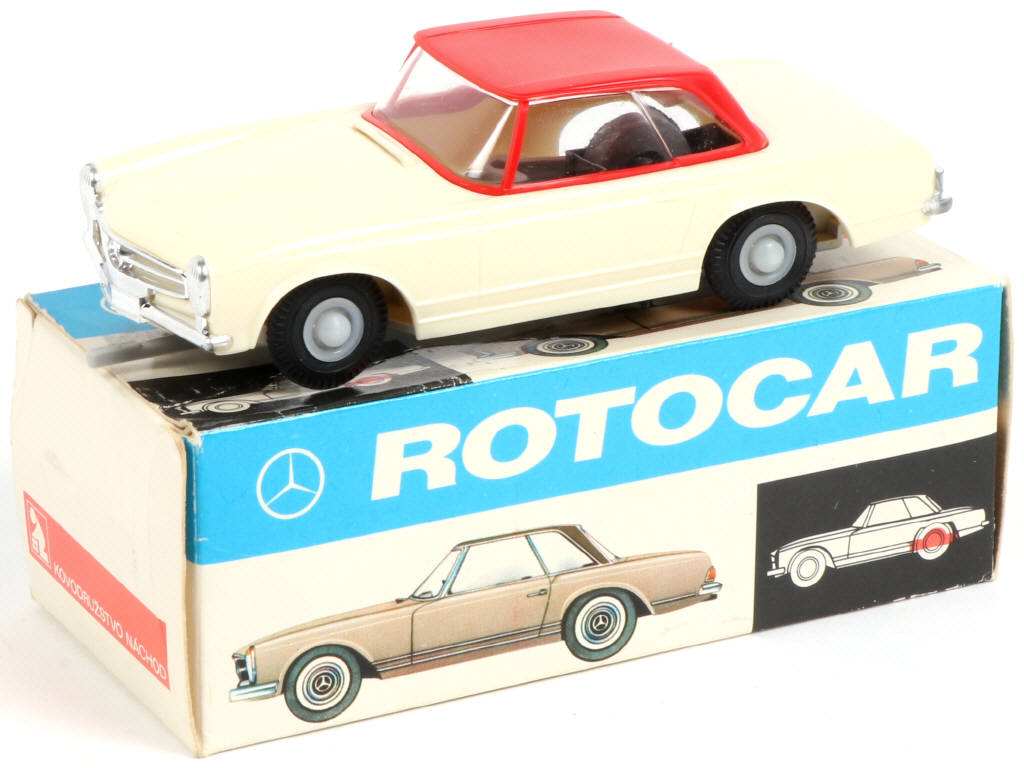 Lot 372 - KOVODRUZSTVO NACHOD (TCHECOSLOVAQUIE) (1)