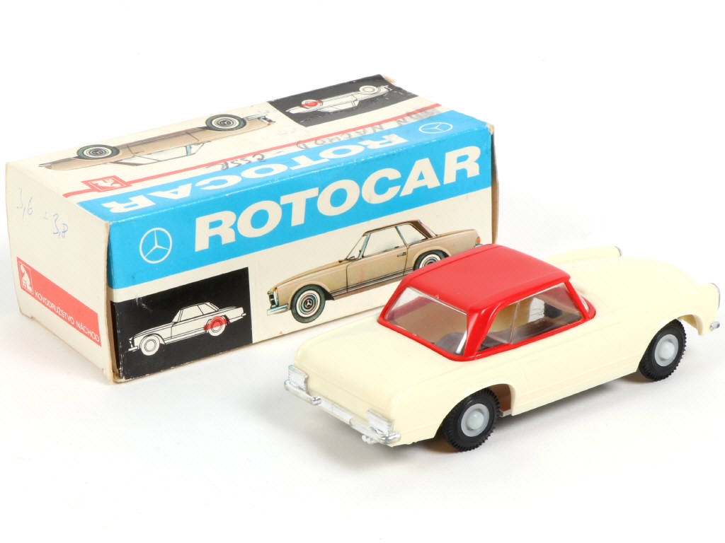 Lot 372 - KOVODRUZSTVO NACHOD (TCHECOSLOVAQUIE) (1)