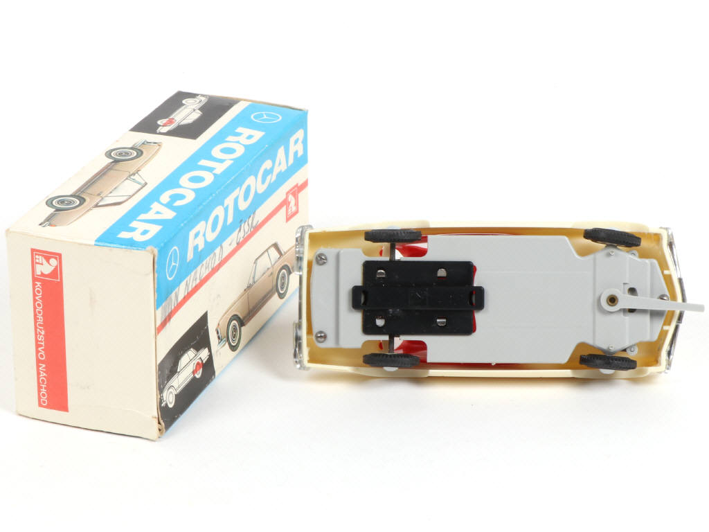 Lot 372 - KOVODRUZSTVO NACHOD (TCHECOSLOVAQUIE) (1)