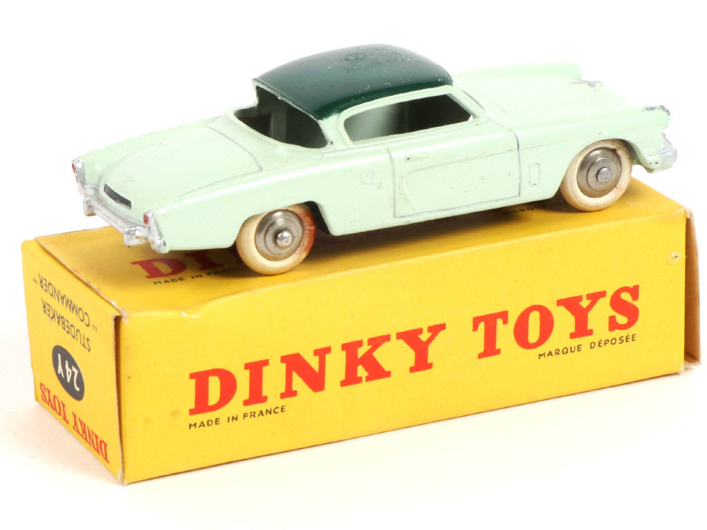 Lot 268 - DINKY TOYS (FRANCE) (1)