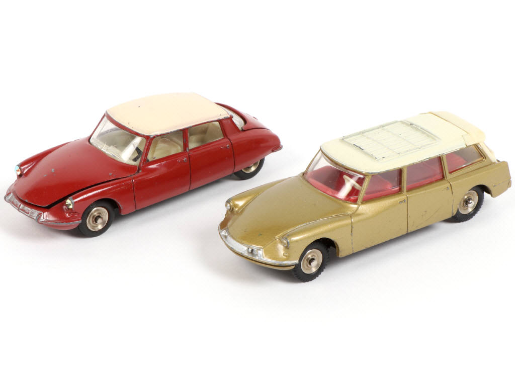 Lot 325 - DINKY TOYS (FRANCE) (2)