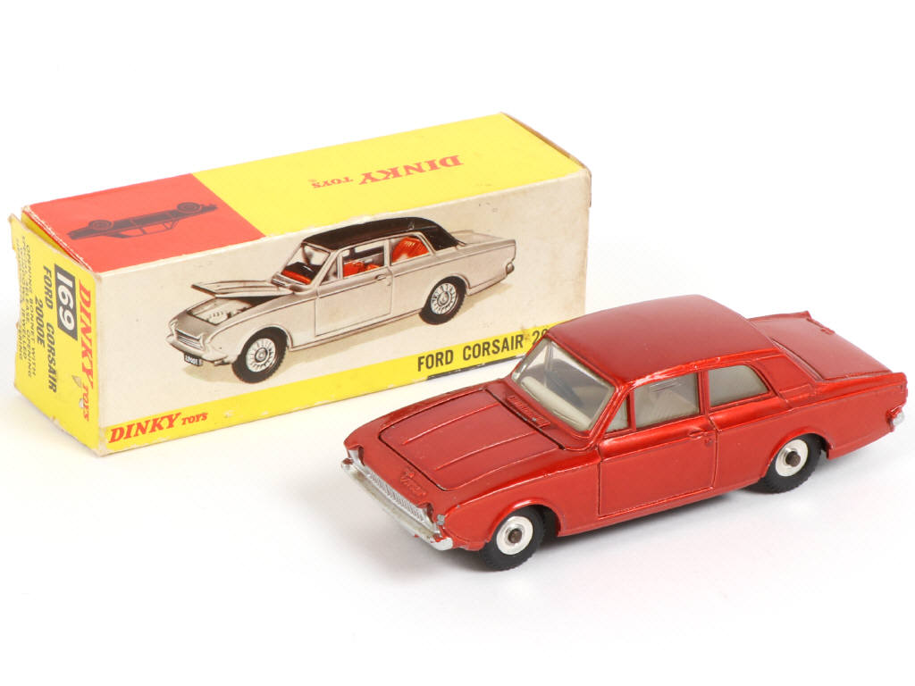 Lot 342 - DINKY TOYS (GB) (1)