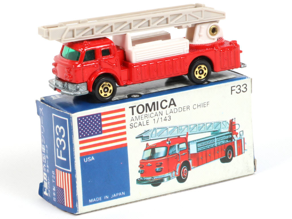 Lot 142 - TOMICA (JAPON) (1)