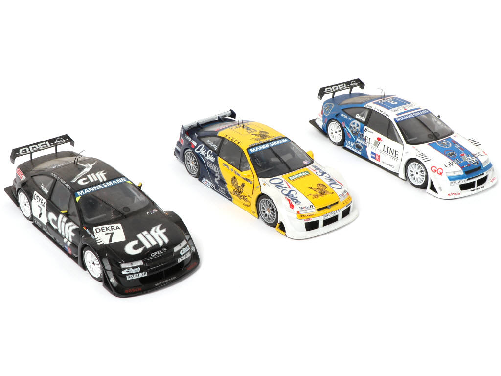 Lot 183 - UT MODELS (ALLEMAGNE) (3)