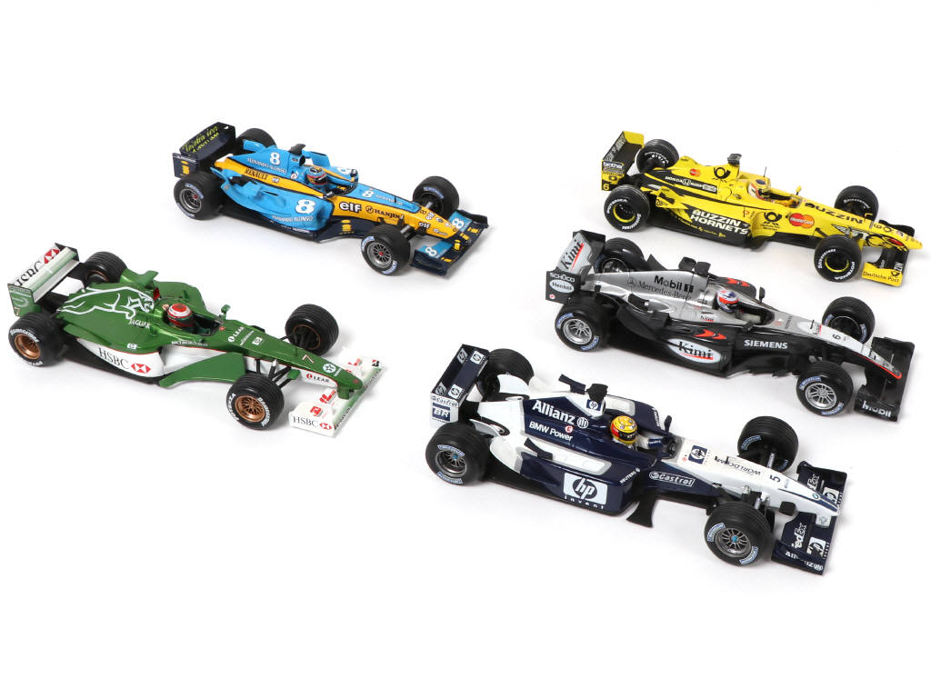 Lot 137 - MATTEL (5)