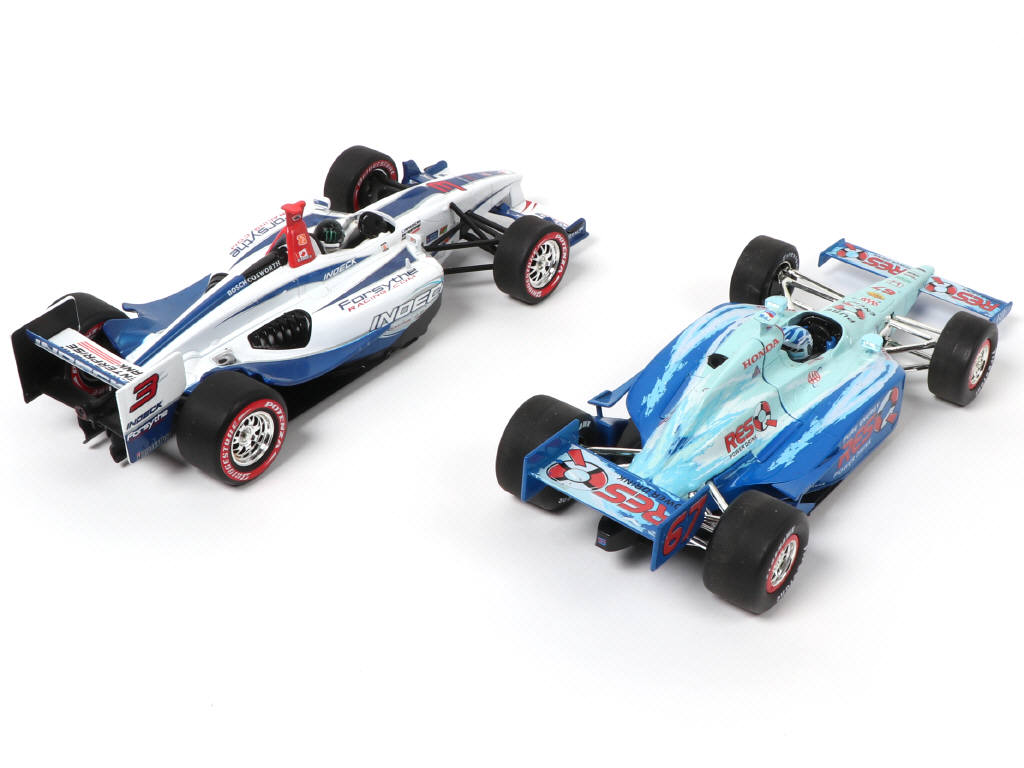 Lot 31 - GREENLIGHT COLLECTIBLES (2)