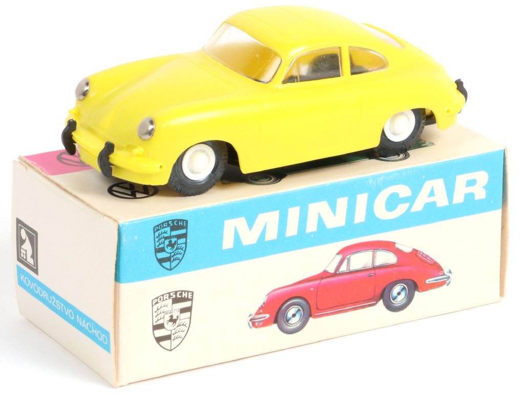 Lot 122 - KOVODRUZSTVO NACHOD (TCHECOSLOVAQUIE) (1)