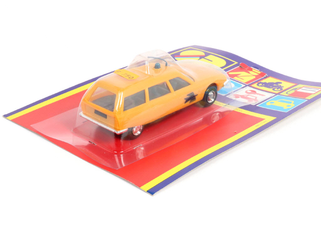 Lot 192 - INJECTAPLASTIC (FRANCE) (1)