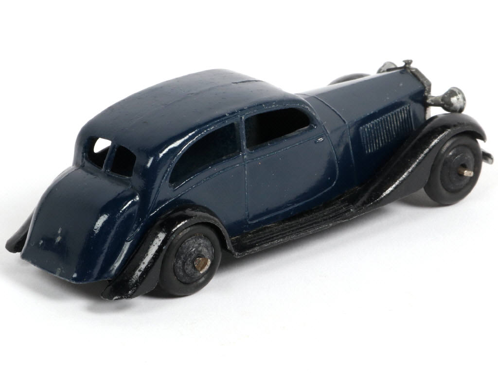 Lot 218 - DINKY TOYS (GB) (1)