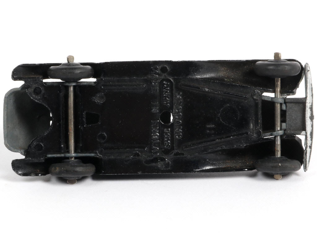 Lot 218 - DINKY TOYS (GB) (1)