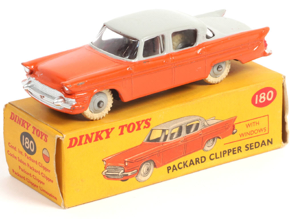 Lot 236 - DINKY TOYS (GB) (1)