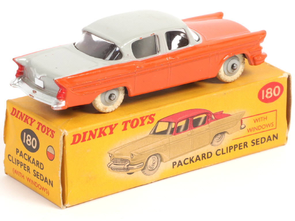 Lot 236 - DINKY TOYS (GB) (1)