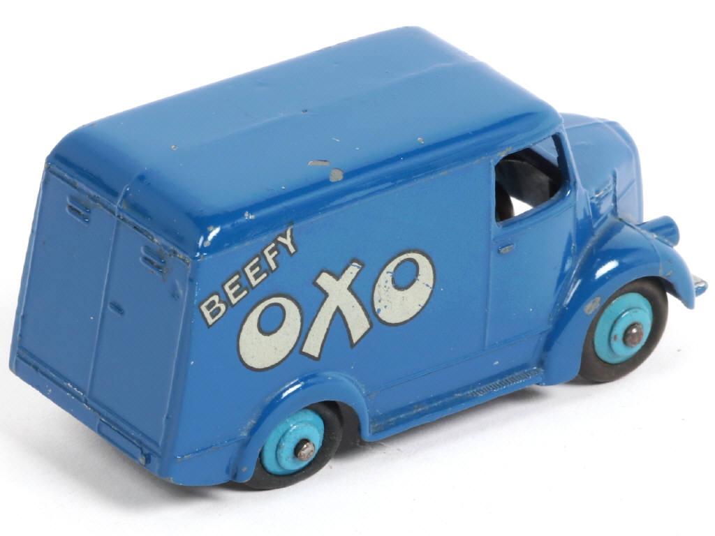 Lot 222 - DINKY TOYS (GB) (1)