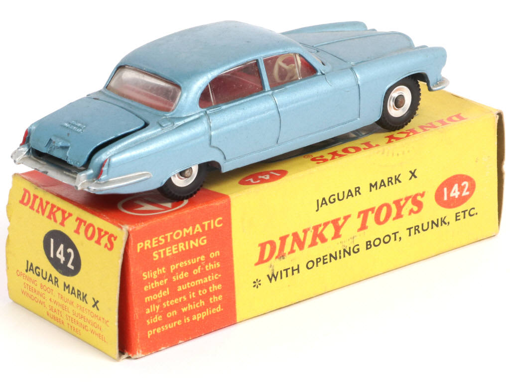 Lot 288 - DINKY TOYS (GB) (1)