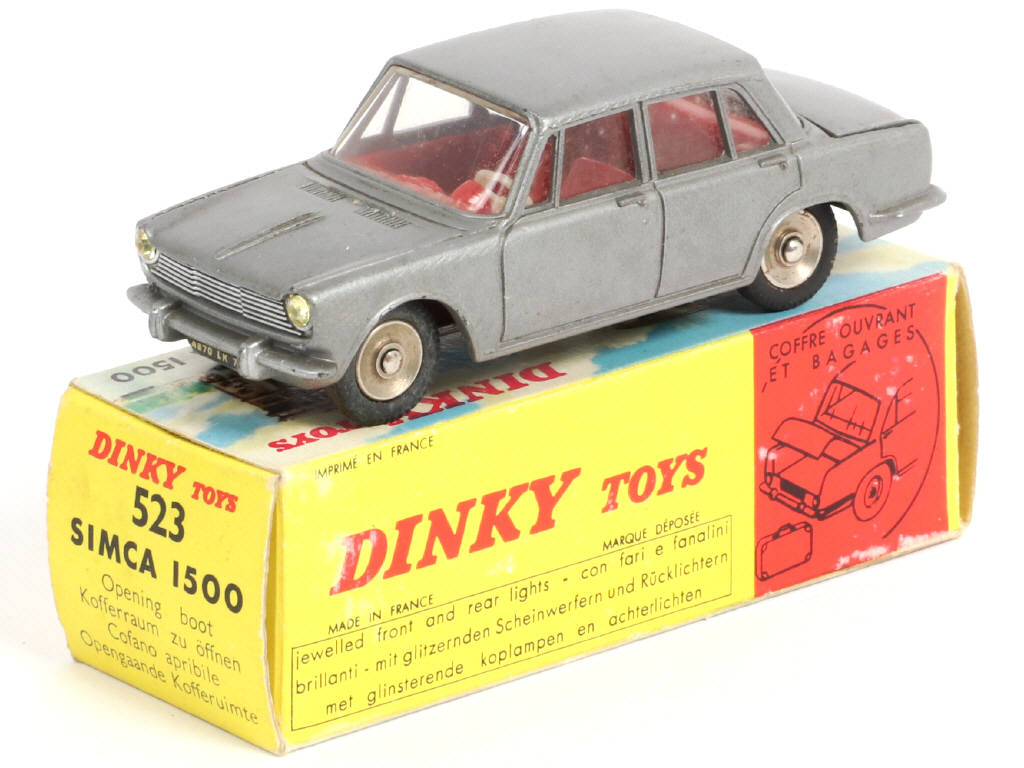 Lot 334 - DINKY TOYS (FRANCE) (1)