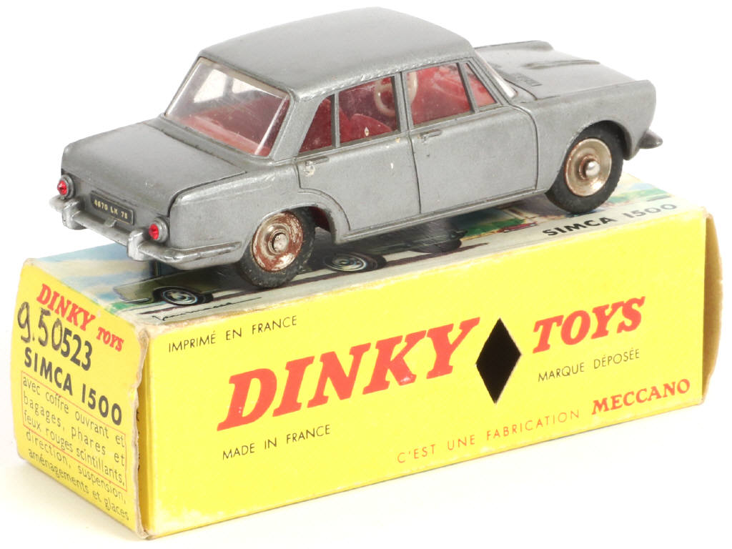 Lot 334 - DINKY TOYS (FRANCE) (1)