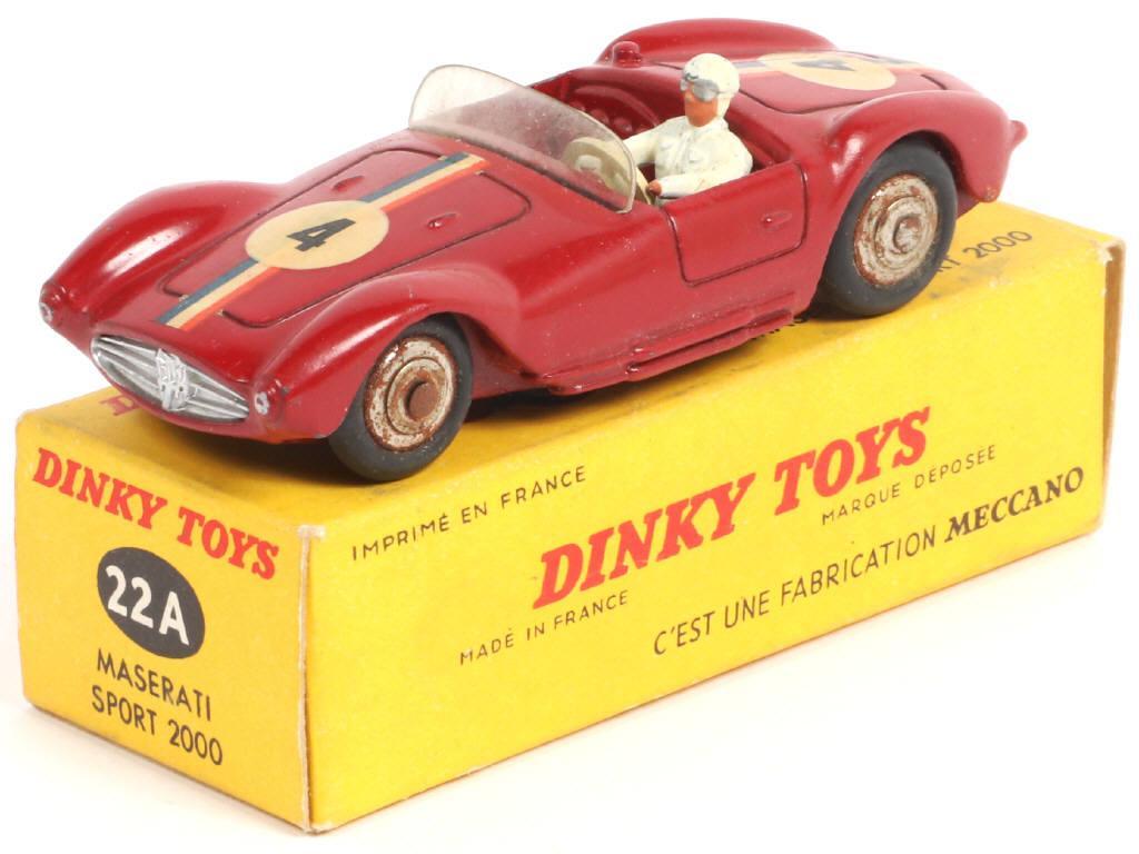 Lot 322 - DINKY TOYS (FRANCE) (1)