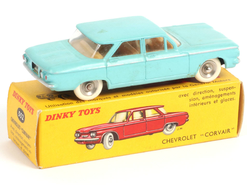 Lot 347 - DINKY TOYS (FRANCE) (1)