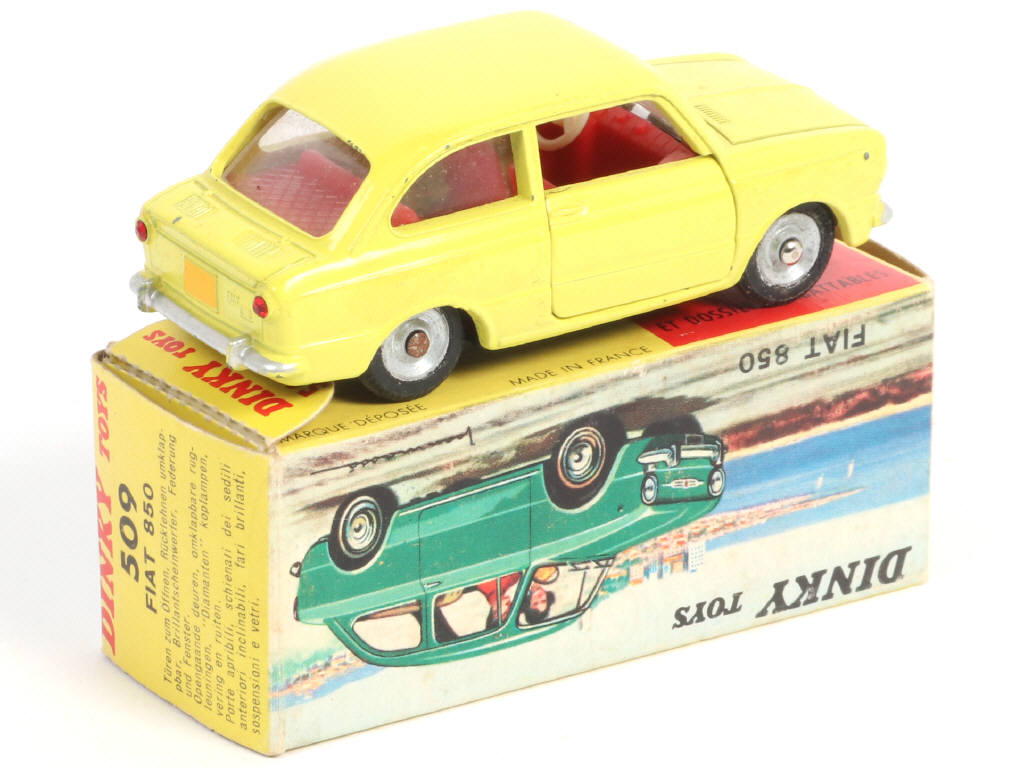 Lot 333 - DINKY TOYS (FRANCE) (1)