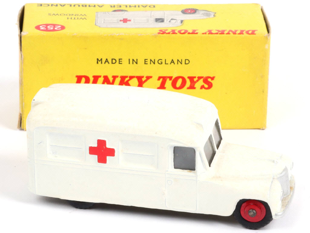 Lot 280 - DINKY TOYS (GB) (1)