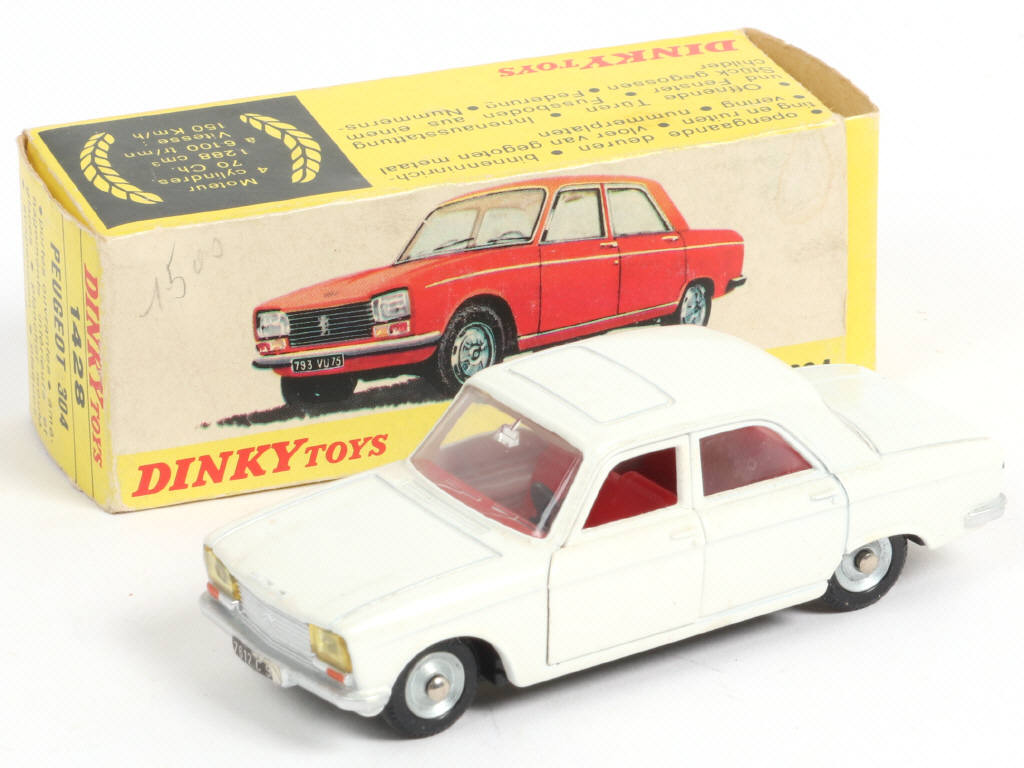 Lot 357 - DINKY TOYS (FRANCE) (1)