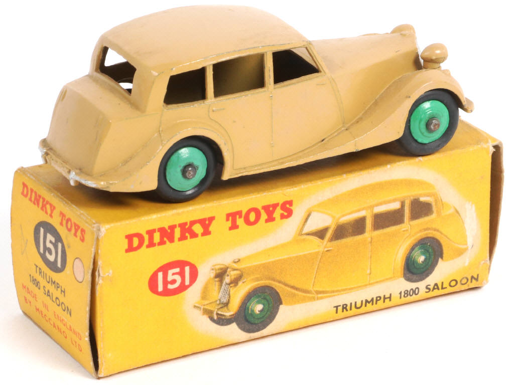 Lot 272 - DINKY TOYS (GB) (1)