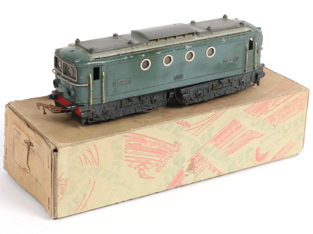 Lot 25 - JEP (FRANCE) (1)