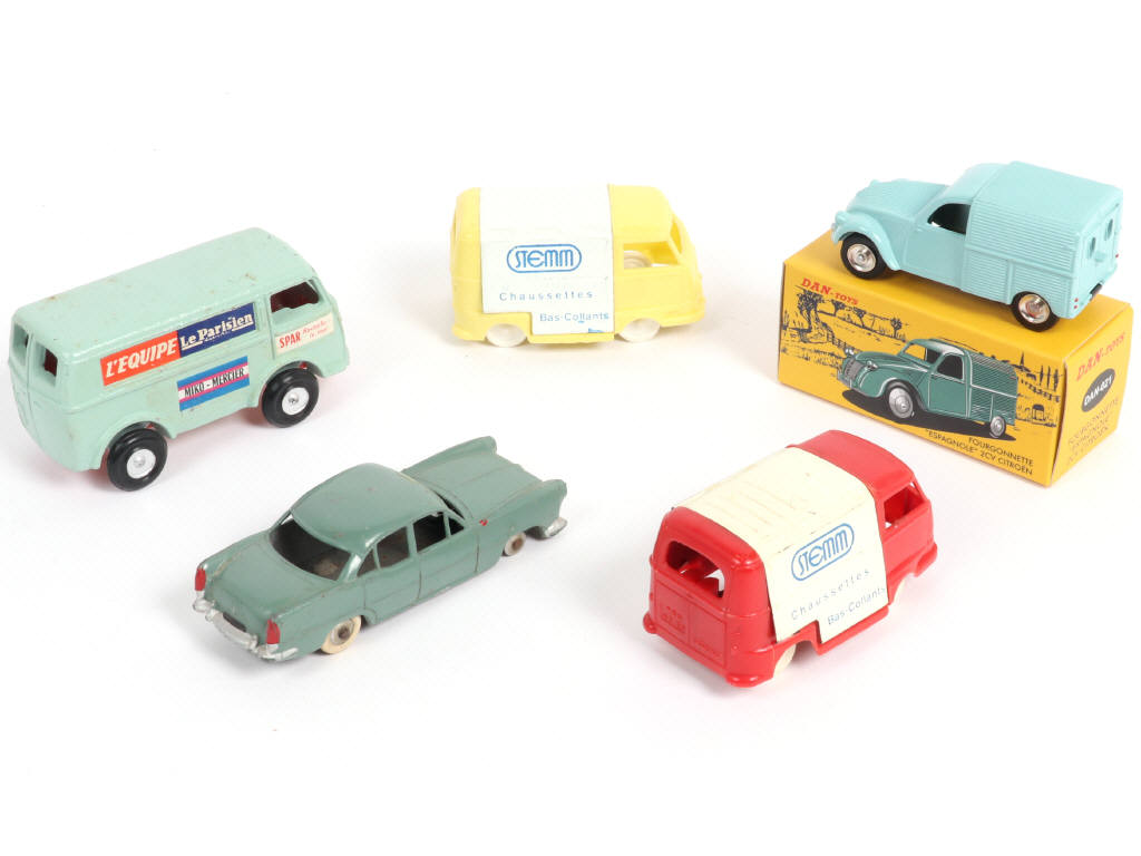 Lot 110 - DIVERS (FRANCE) (5)