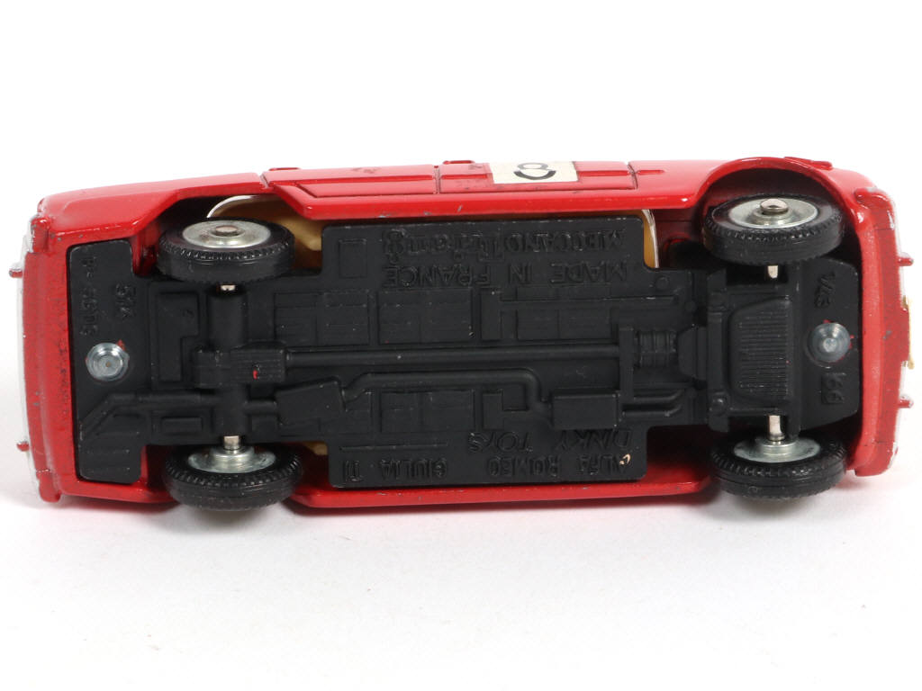 Lot 318 - DINKY TOYS (FRANCE) (1)