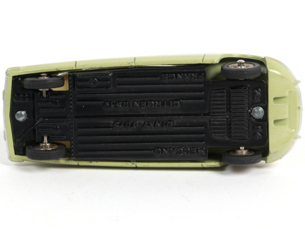 Lot 312 - DINKY TOYS (FRANCE) (1)