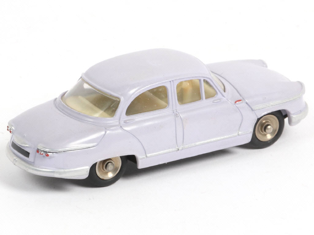 Lot 310 - DINKY TOYS (FRANCE) (1)