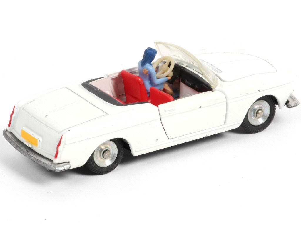 Lot 323 - DINKY TOYS (FRANCE) (1)