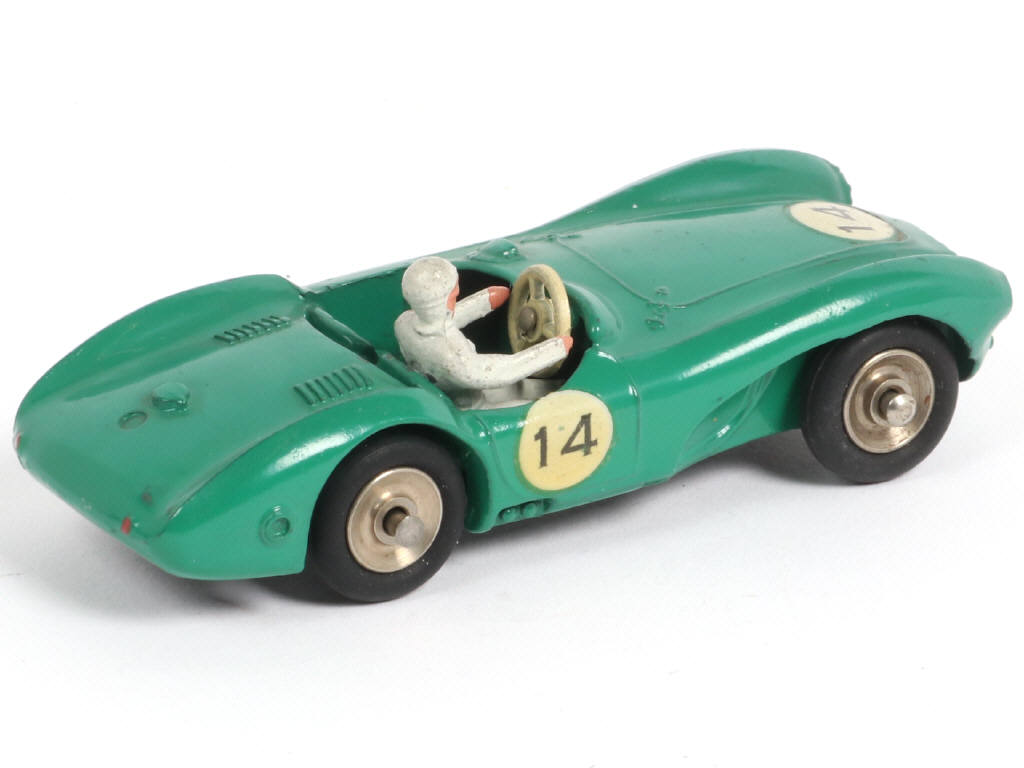 Lot 287 - DINKY TOYS (FRANCE) (1)