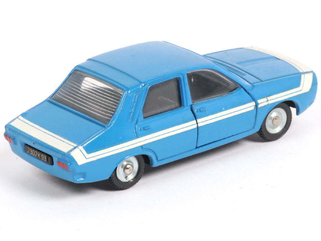 Lot 332 - DINKY TOYS (FRANCE) (1)