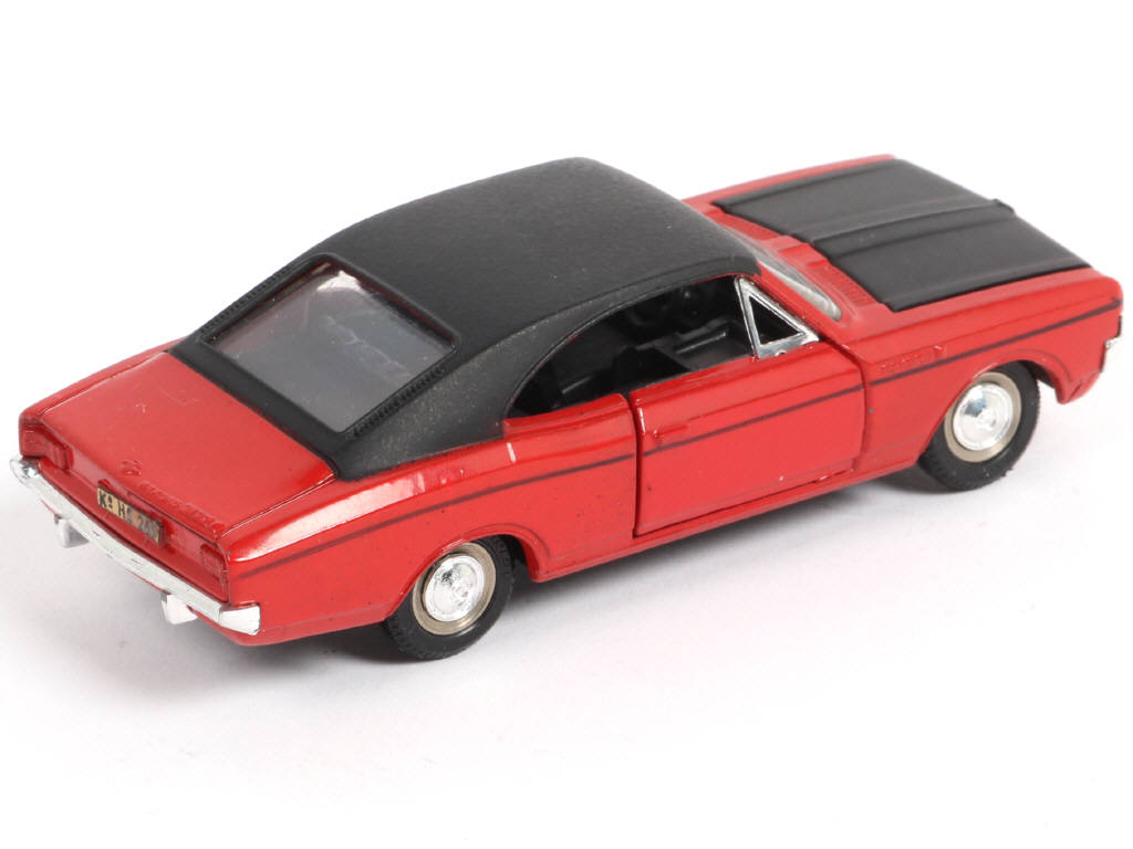 Lot 331 - DINKY TOYS (FRANCE) (1)