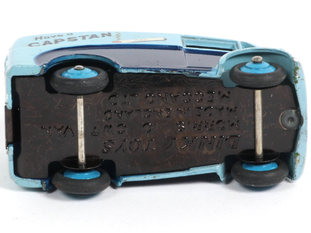 Lot 253 - DINKY TOYS (GB) (1)