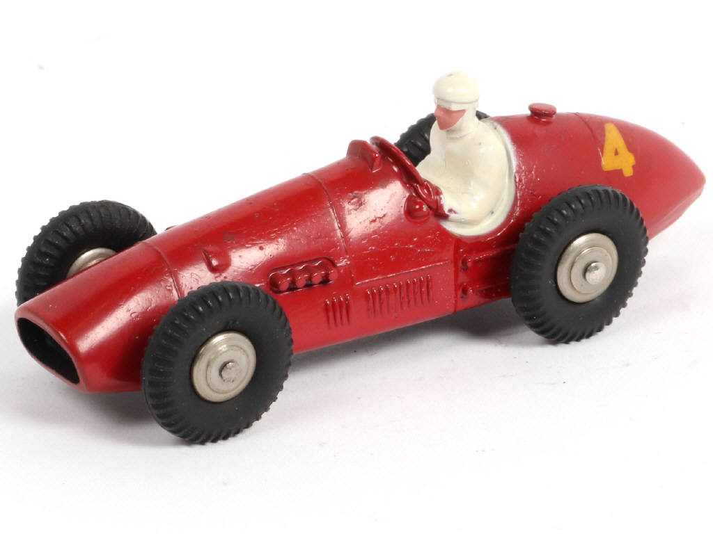 Lot 286 - DINKY TOYS (FRANCE) (1)