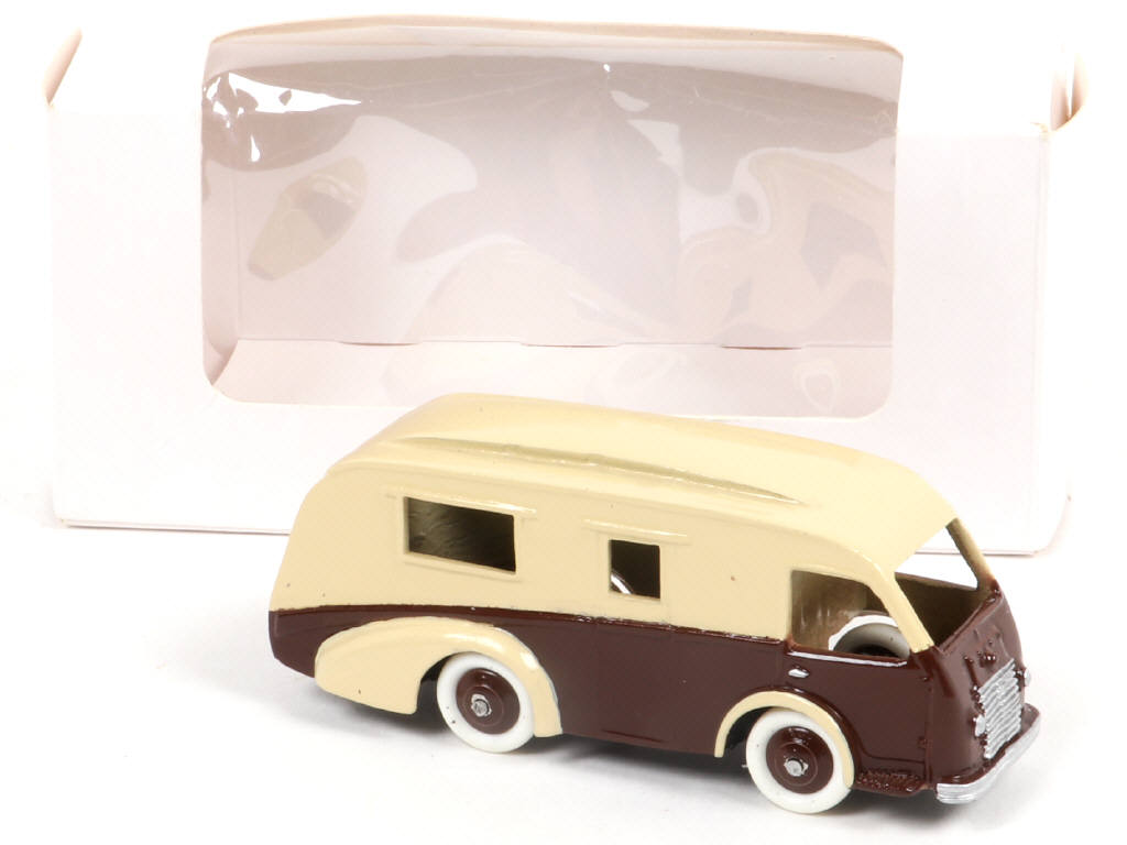 Lot 216 - CLUB DINKY FRANCE (1)