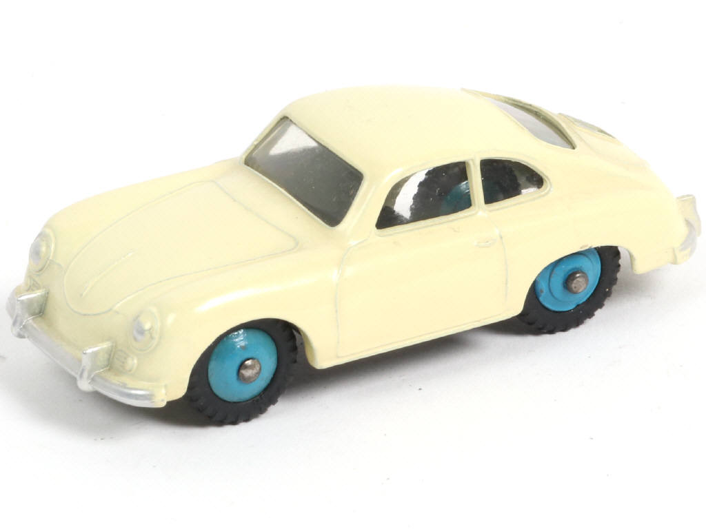 Lot 241 - DINKY TOYS (GB) (1)